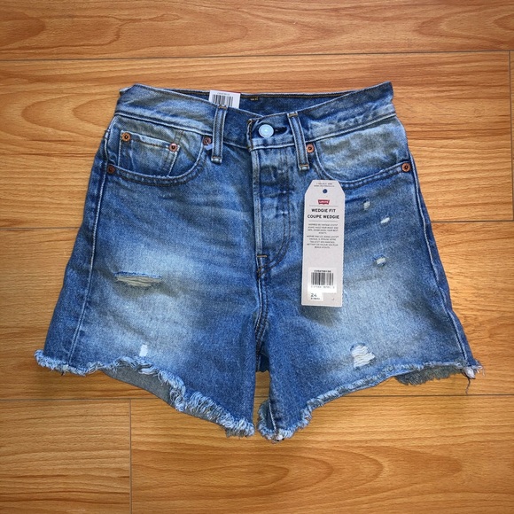 bnwt levis jean shorts - Picture 3 of 3